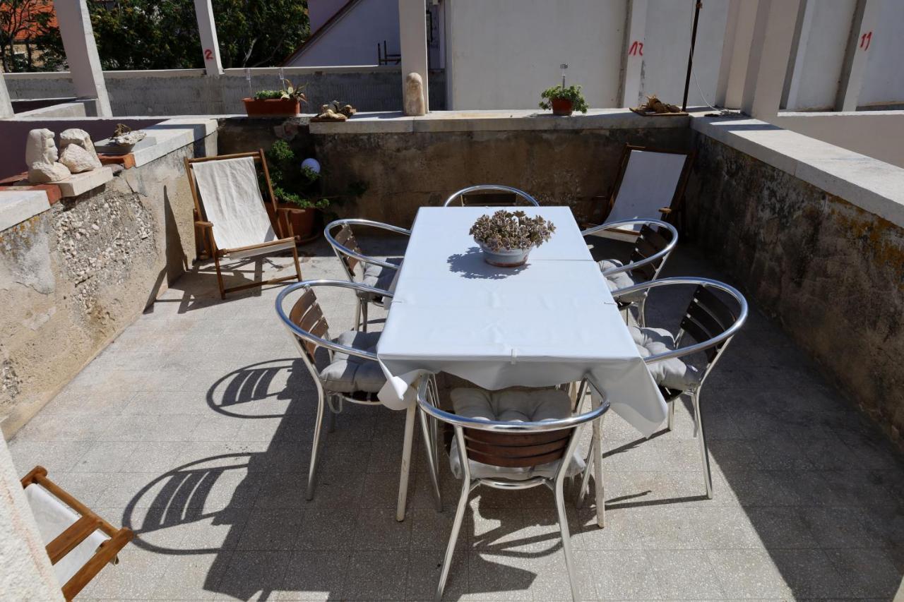 Apartman Dajana Supetar Zewnętrze zdjęcie