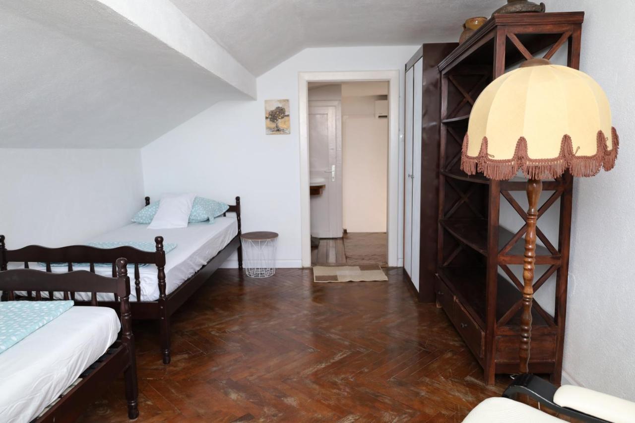 Apartman Dajana Supetar Zewnętrze zdjęcie
