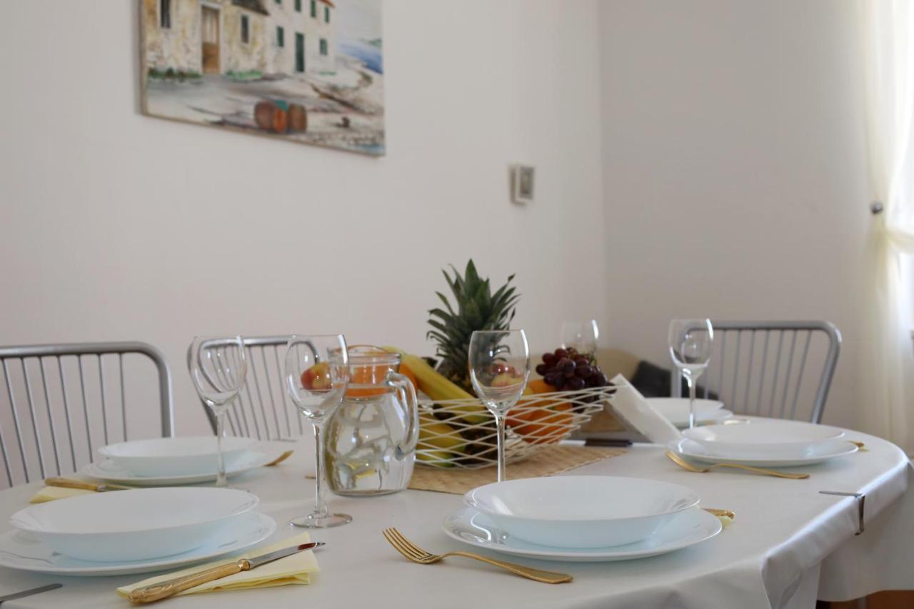 Apartman Dajana Supetar Zewnętrze zdjęcie